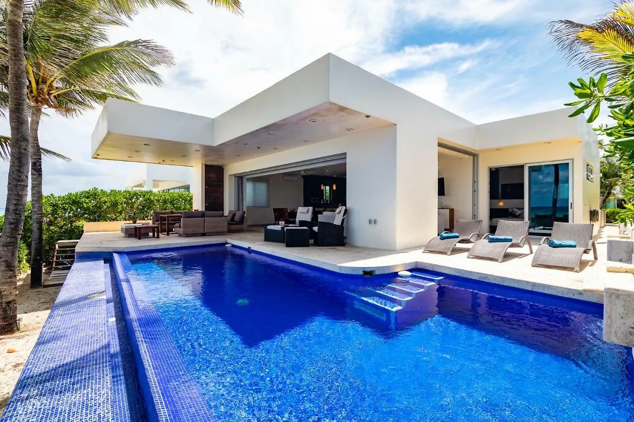 Casa Martini- Oceanfront Private Pool House For 6 Villa Playa del Carmen Mexico